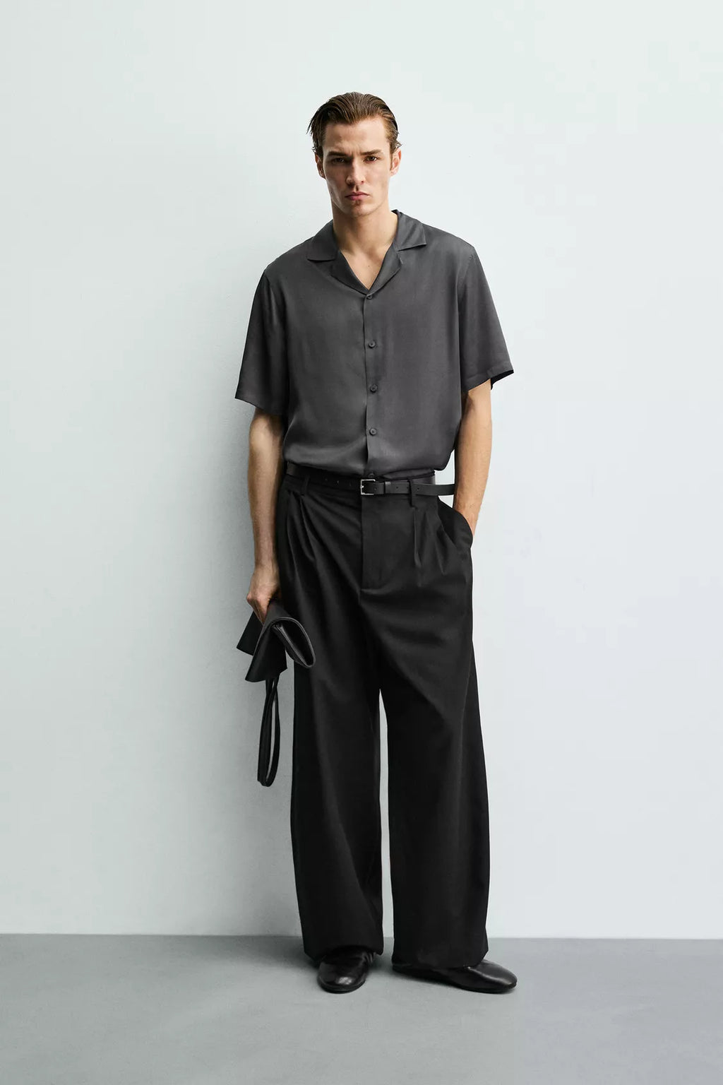Camisa Acetinada Relaxed Fit