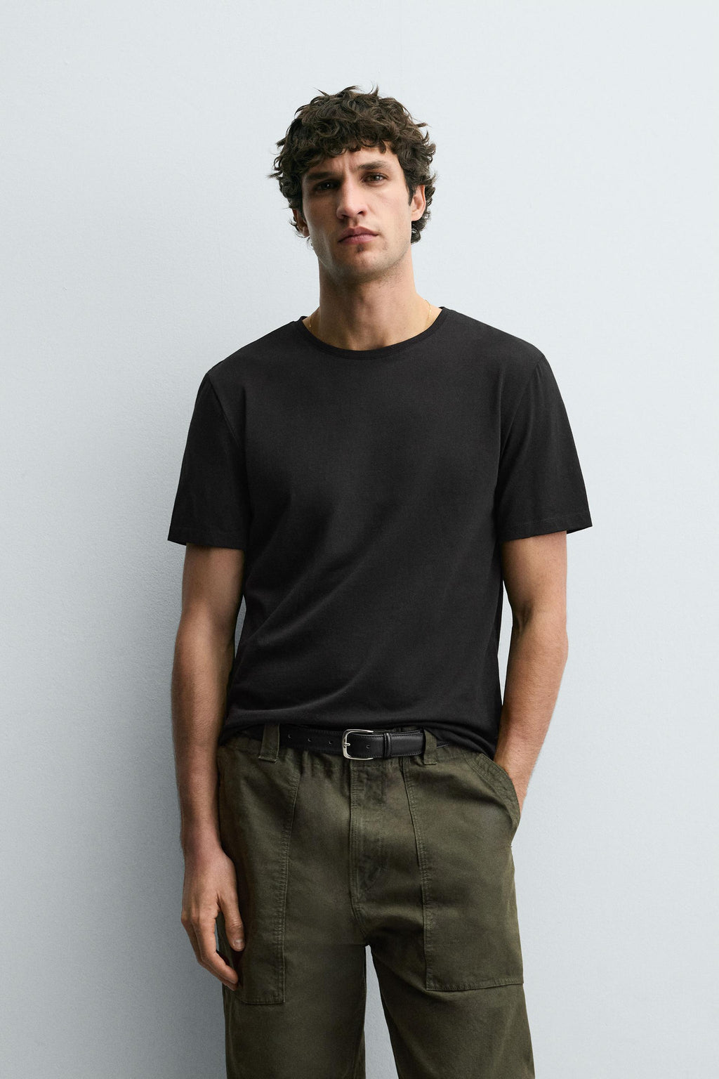 T-shirt Básica Slim Fit