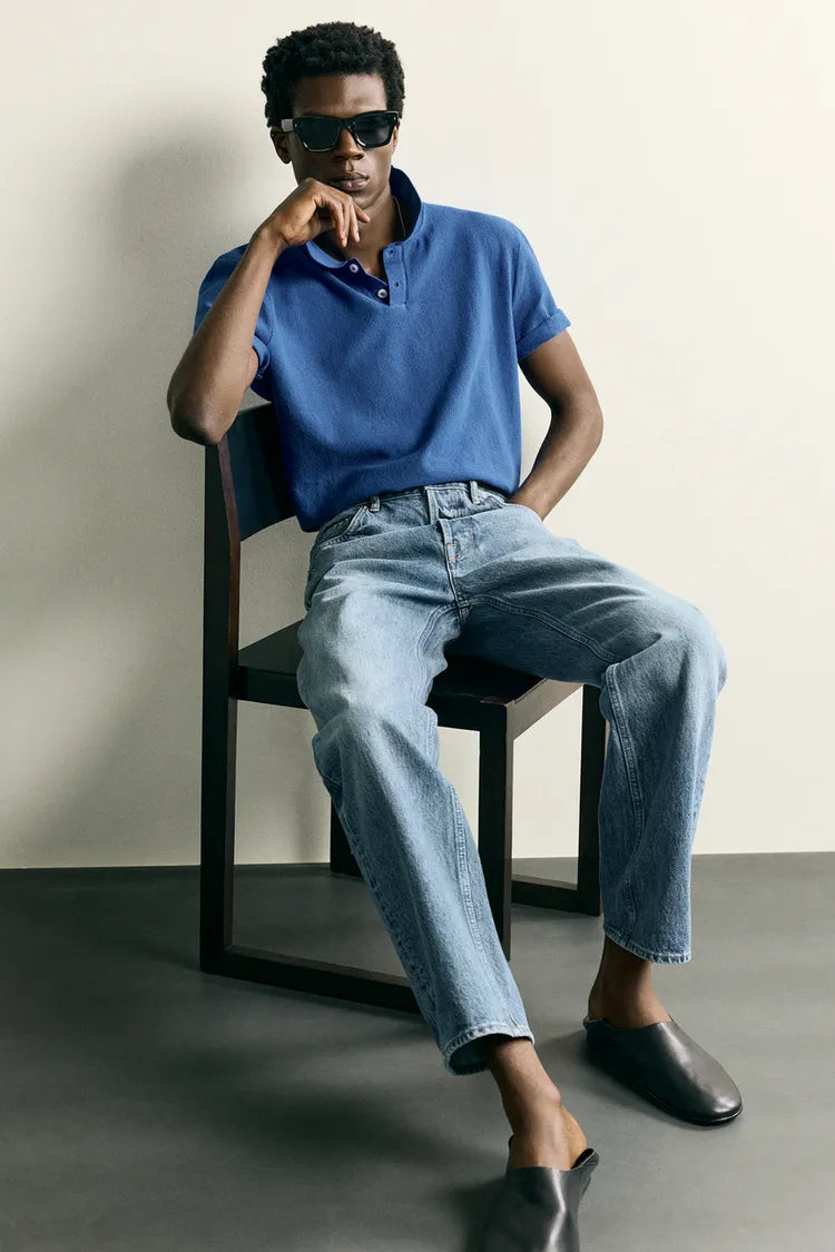 Polo Em Malha Regular Fit Com Estrutura
