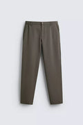 Calças Slim Fit Conforto