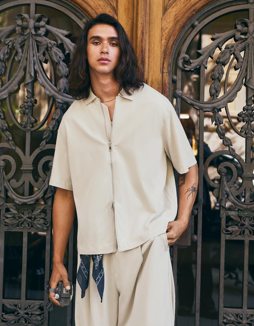 Camisa Boxy Fit Fluida