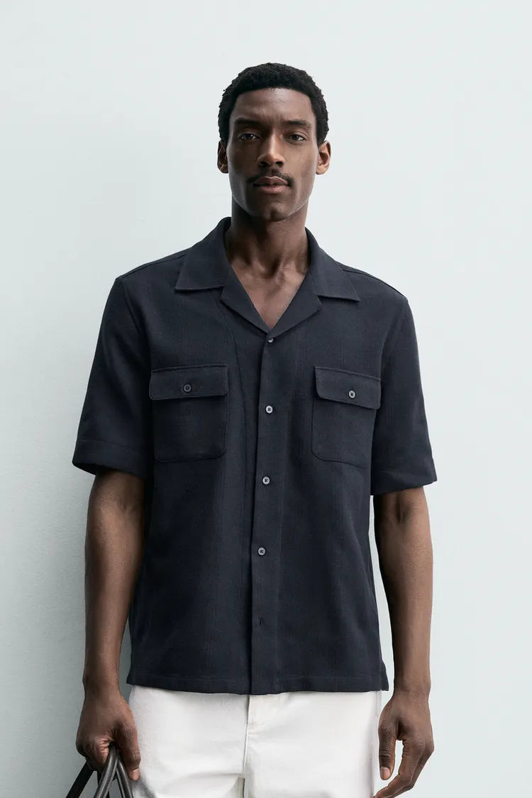 Camisa Jacquard Riscas Bolsos