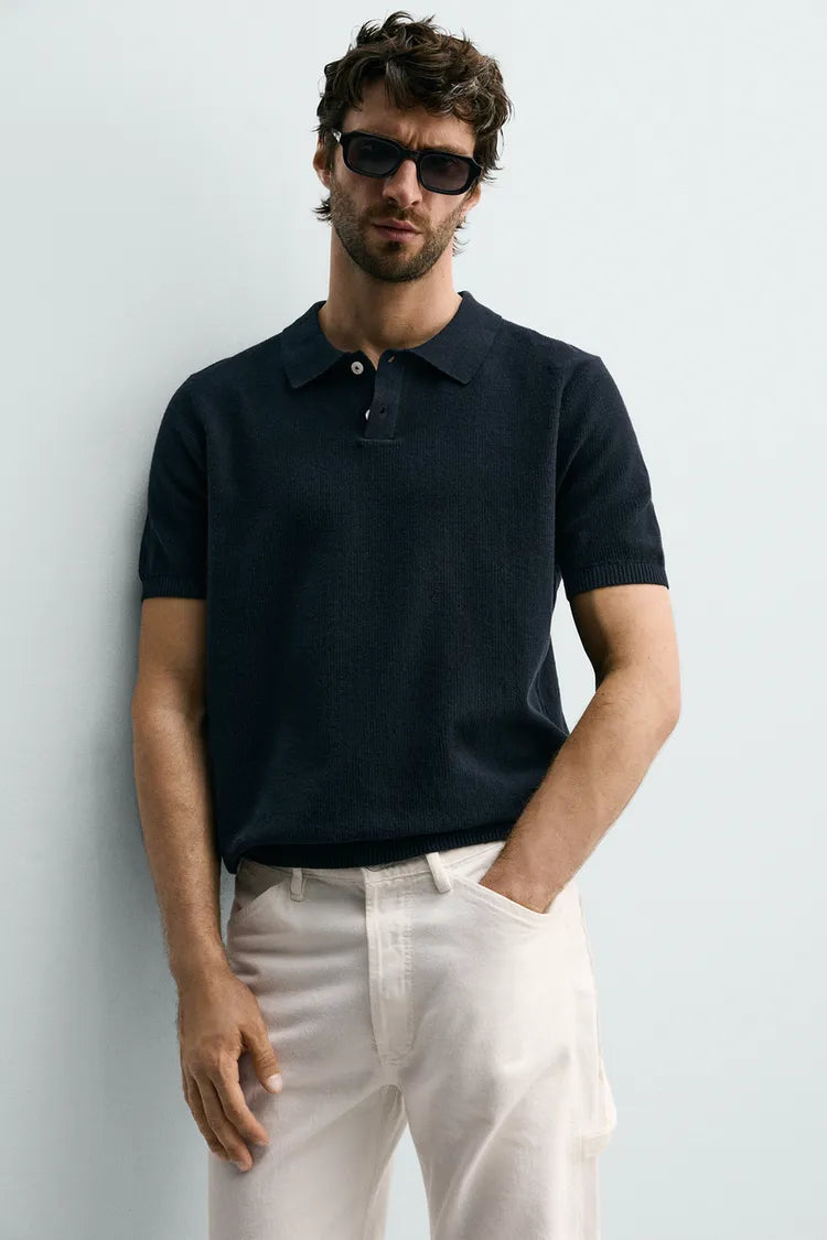 Polo Em Malha Regular Fit Com Estrutura