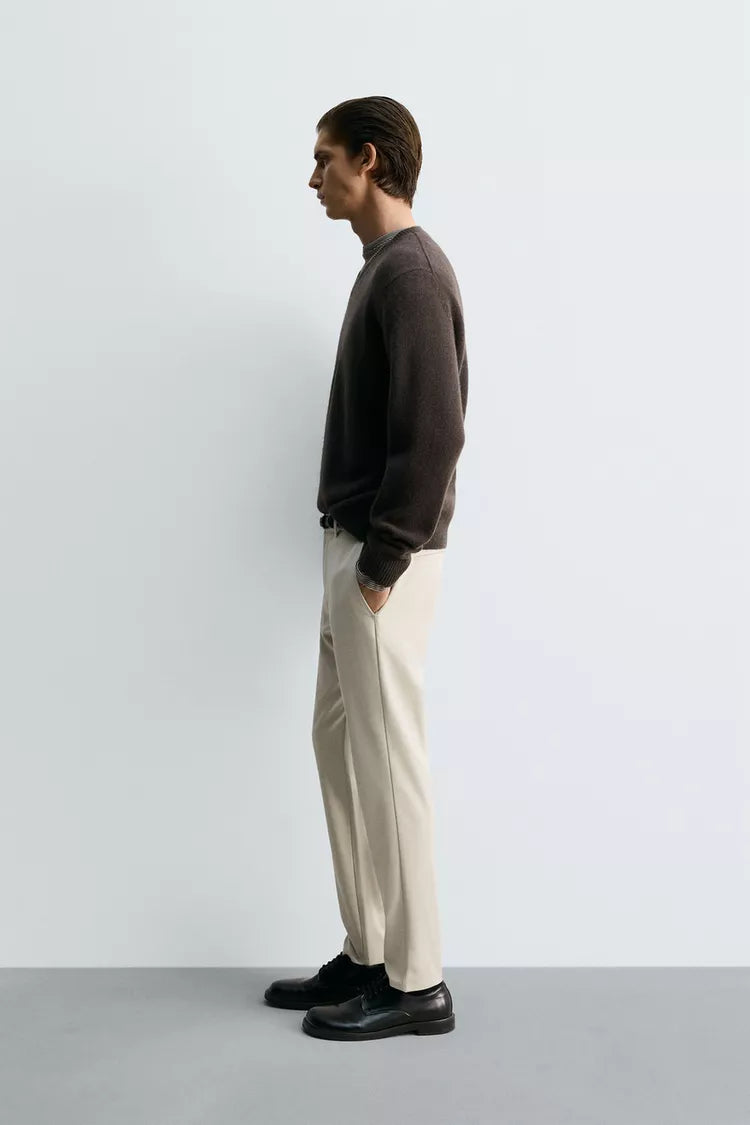 Calças Slim Fit Conforto