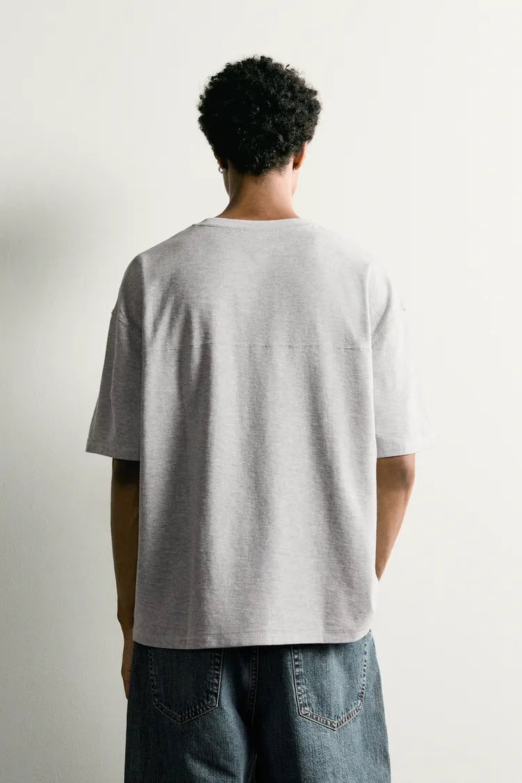 T-Shirt Oversized Com Costura