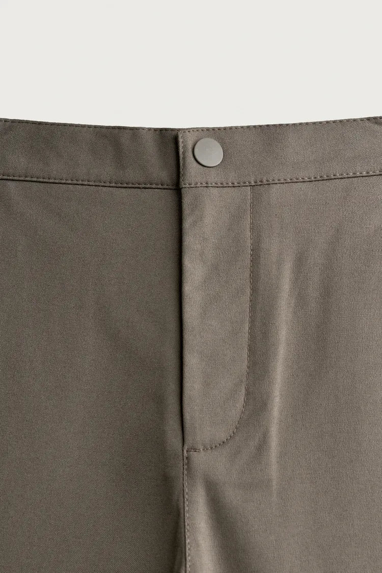 Calças Slim Fit Conforto