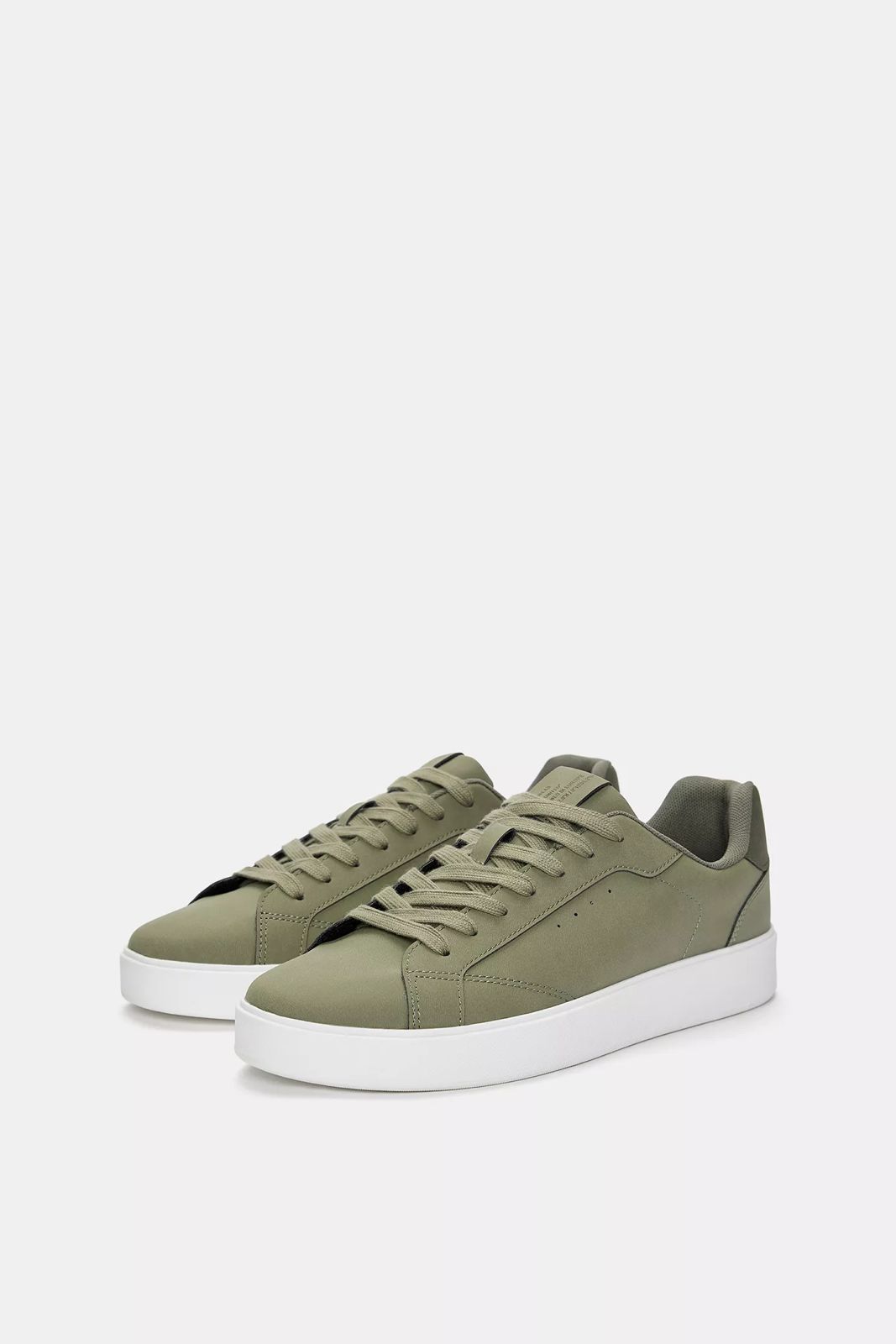 Tênis Casual Com Detalhe