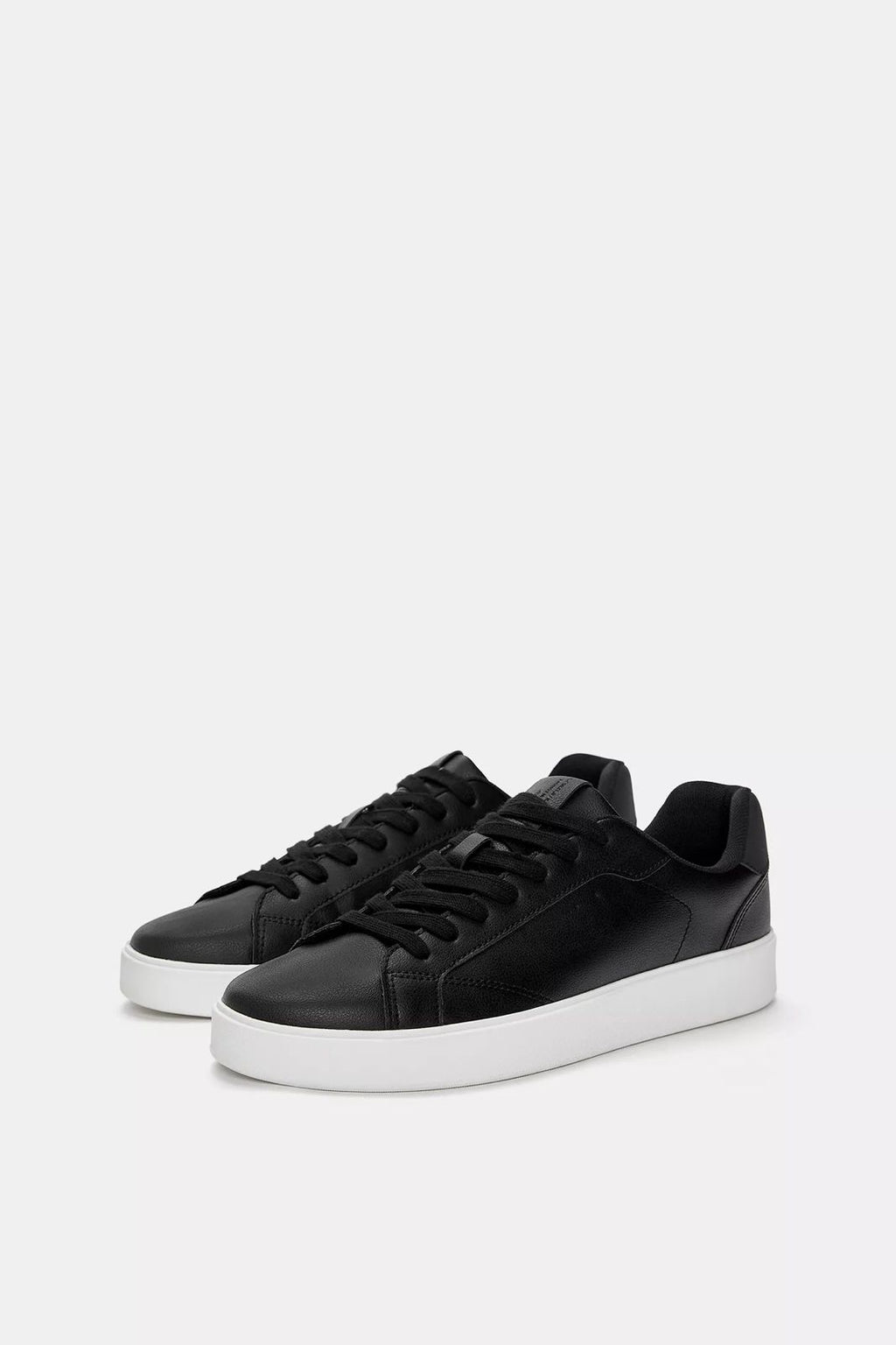 Tênis Casual Com Detalhe
