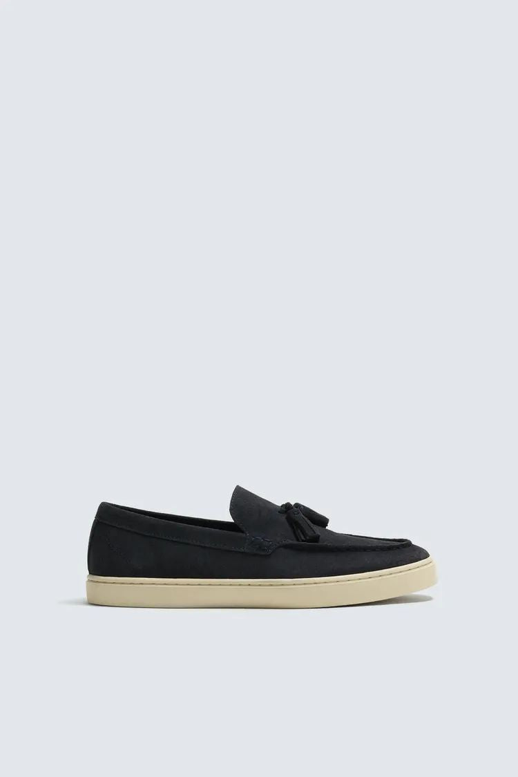 Mocassim Em Pele Com Borlas